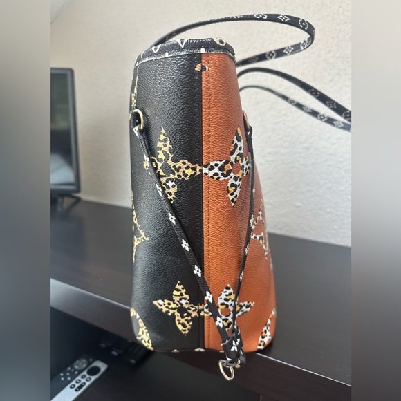 Limited edition reverse jungle Neverfull MM - Picture 6 of 16